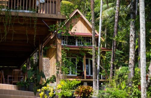 Sigunturmuda Hotel | Air Manis Hillside Villa Cafe & Resto