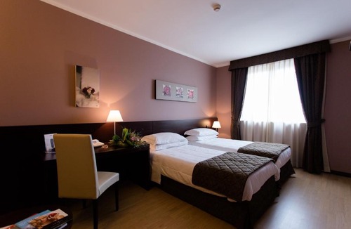 Leini Hotel | Air Palace Hotel