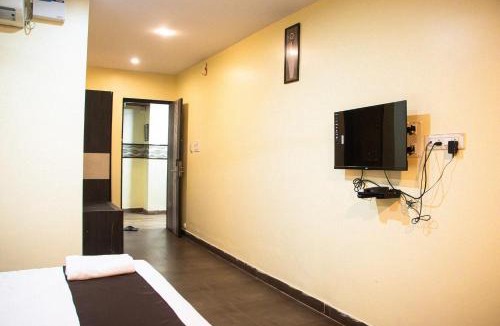 Krishnarajapura Hotel | Aira Suites