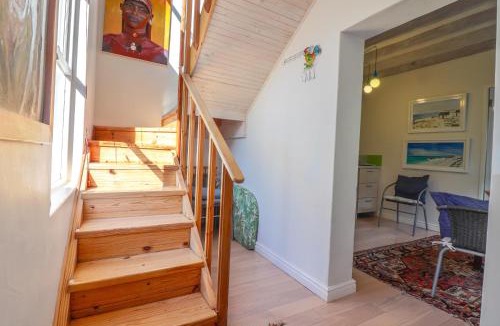 Hermanus Apartment | Airconditioned Apartment for 3 guests.