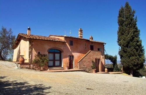 Lastra a Signa Villa | Airconditioned Villa with Private Pool near Florence , local town & transport