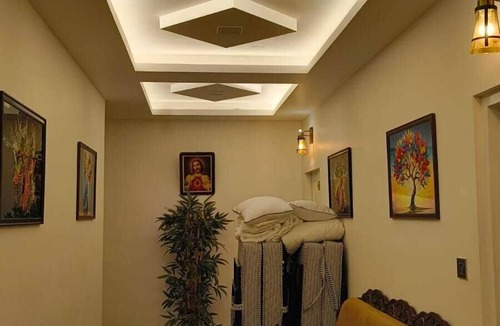Alwaye Hotel | Airnest Airport Residency