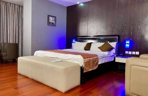 Lagos Hotel | Airport Golden Tulip Hotel.