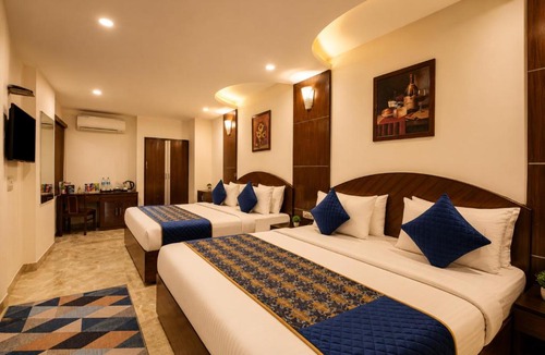 Mahipalpur Hotel | Airport La Sapphire Hotel & Restaurant