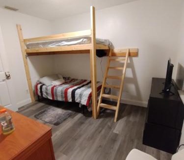 Clearwater Hostel | Airport PIE Hostel
