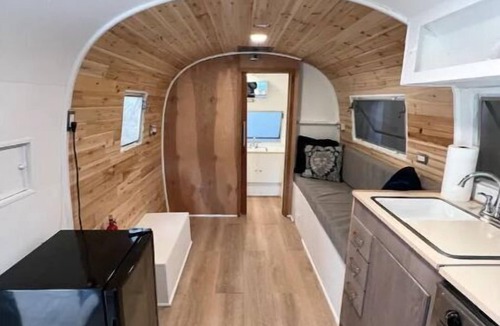 Riverside House | Airstream Art Studio Sculpture/Nature Preserve