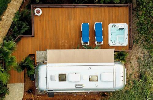 Monterrey Other | Airstream Stay Private Jacuzzi & Volcano View
