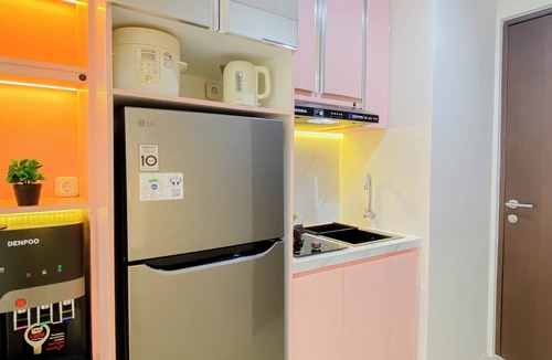 Bekasi Timur Apartment | Airy Studio Apartment At Transpark Juanda Bekasi Timur