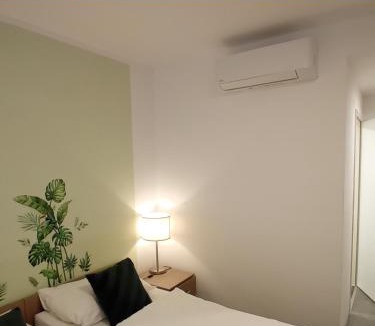 Kleinedling Hotel | AIS Center
