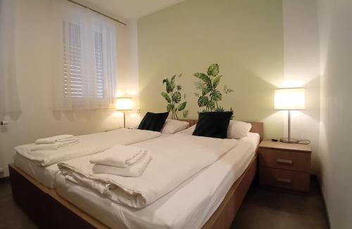 Kleinedling Hotel | AIS Center