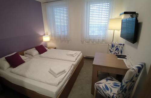 Kleinedling Hotel | AIS Center