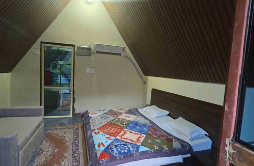 Duggada Hotel | Aita River Resort