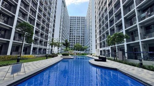 Barangay 76 Hotel | AJ Staycation