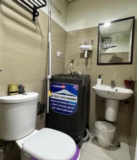 Barangay 76 Hotel | AJ Staycation