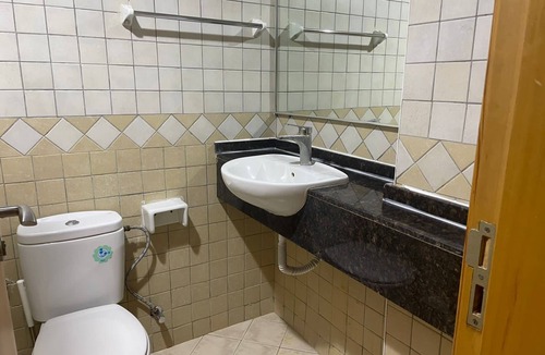 Free Zone Bed & Breakfast | Ajman Rashidiya