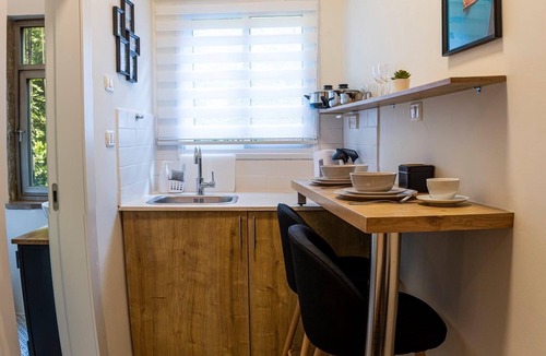 Jerusalem City Centre Apartment | Aju Ben Yehuda 23