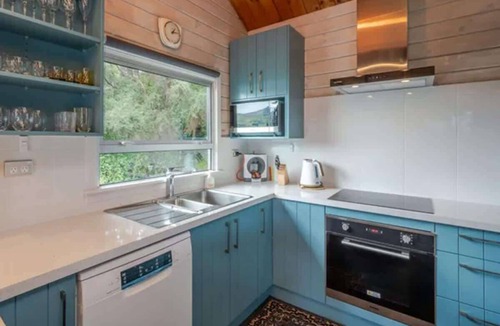 Akaroa House | Akaroa Oceanview Home