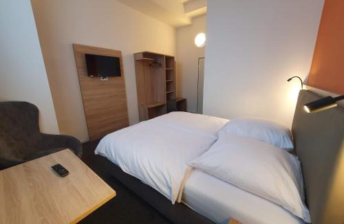Ludwigsfelde House | Akdeniz Pension