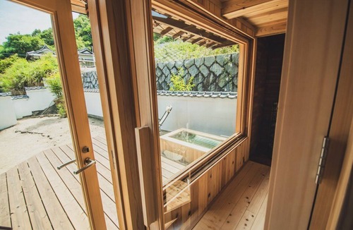 Sakaide Villa | AKIYATO Sei-Jima Retreat