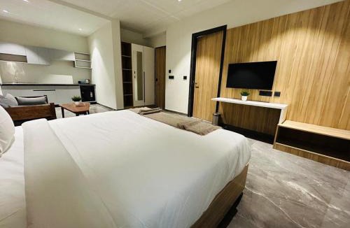 Shamshabad Hotel | Akoya Business Hotel, Shamshabad - Near Hyderabad Airport