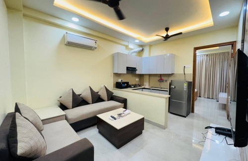 Gurugram Hotel | Akshay Premium Suites