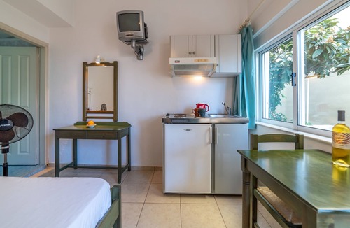Kalyves House | Akti Galinis