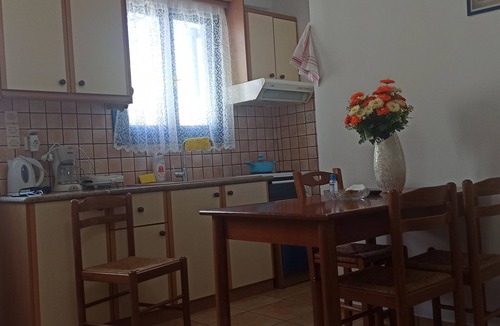 Vari House | Akti Miaouli Holiday Home