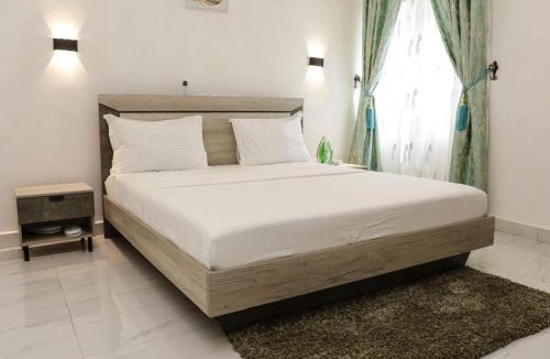 Brazzaville Apartment | Akwuaba