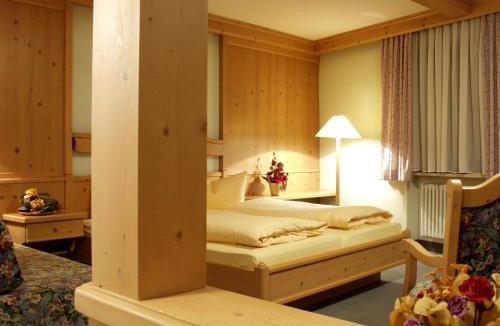 Dettelbach Hotel | AKZENT Hotel Am Bach, Hoteleingang über Bohnmühlgasse 6