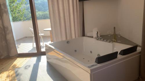 San Giovanni-Chiadino-Rozzol Bed & Breakfast | Al bosco incantato