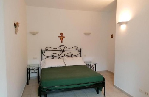 Ischia Ponte Apartment | Al Giardino