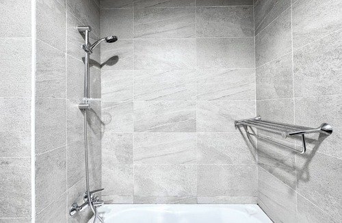 Dubai Apartment | Al Manara Premium Deluxe Studio