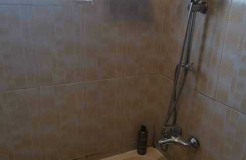 Jabal Al-Hussein Hotel | al monzer