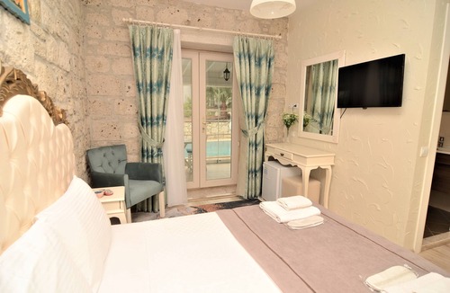 Hacımemis Hotel | Alacati Eldoris Otel