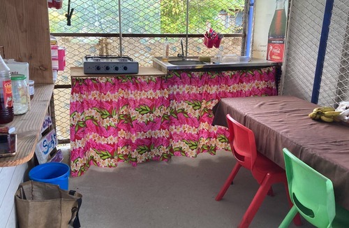 Huahine Hostel | Alaroots