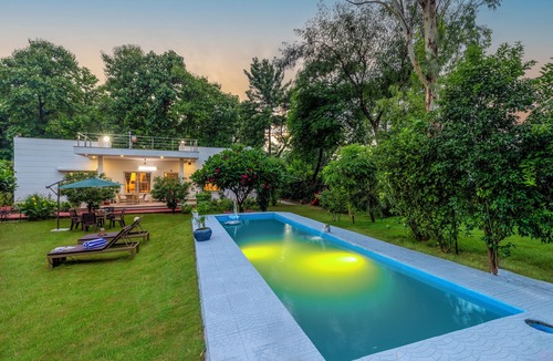 New Delhi Villa | Alaya Stays 3 BHK with Pvt Pool-Daffodil