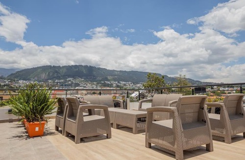 Cumbaya Apartment | Alba Garden Suite
