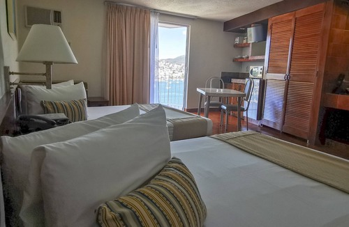 Caleta Hotel | Alba Suites Acapulco