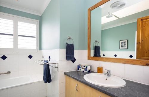 Albany Apartment | Albany Harbourside Apartments And Houses