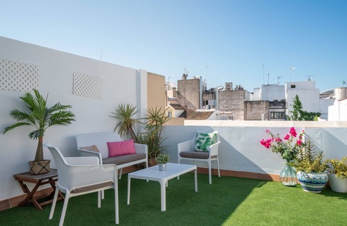 Alfalfa Apartment | Albareda 5 - One Bedroom Apartment, Sleeps 4