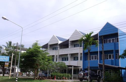 Saphli House | Albatross Guesthouse @ Thungwualaen Beach