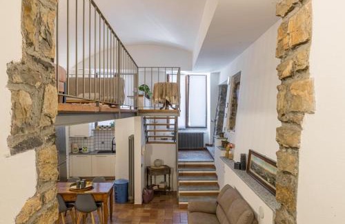 Albavilla Apartment | Albavilla Stone Loft