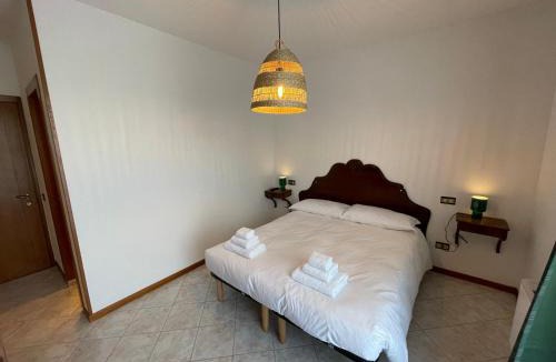 Rossano Veneto House | Albergaria
