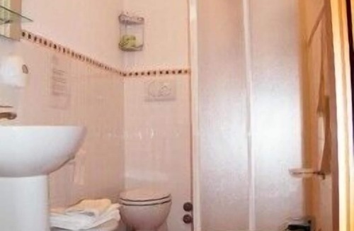 Varese Ligure Hotel | Albergo Amici