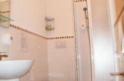 Varese Ligure Hotel | Albergo Amici