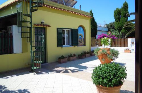 Ventotene Hotel | Albergo Belvedere