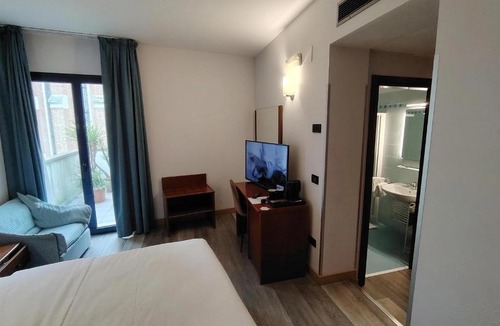 Trebaseleghe Hotel | Albergo Centrale