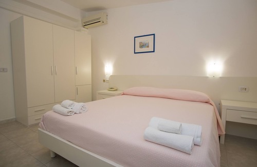 Marina Di Camerota Hotel | Albergo Delfino