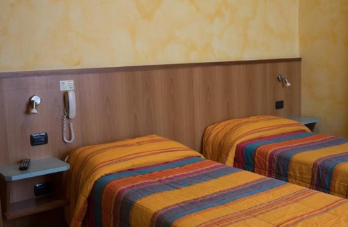 Calusco d'Adda Hotel | Albergo Etrusco