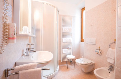Bezzecca Hotel | Albergo Maggiorina